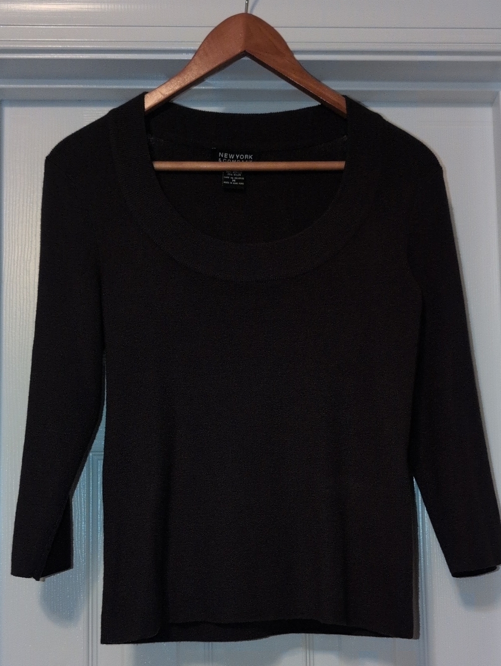 New York & Company Black Scoop-Neck Knit Top